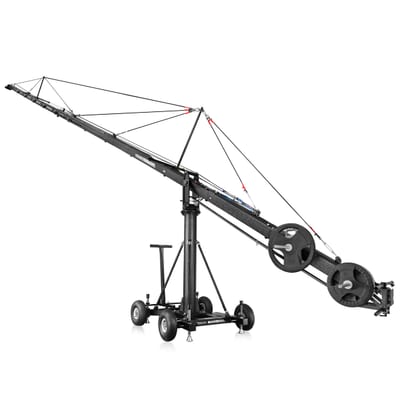 Proaim 40ft Fraser Camera Crane Jib + Spin-3 (3-Axis) Motorized Pan Tilt Head + Sony FX6 + SAMYANG VDSLR sor + 2 fős személyzet
